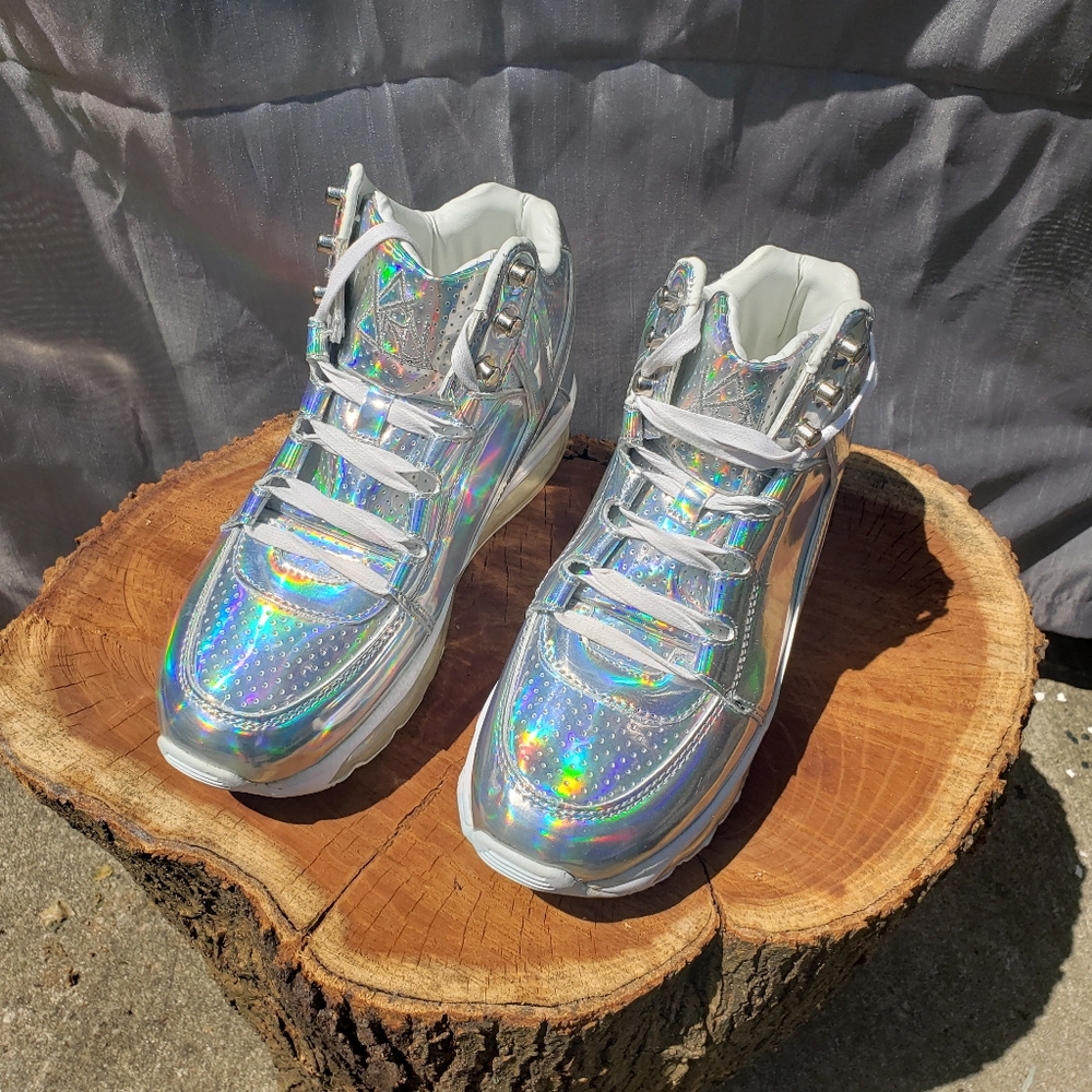 Wedge Sneaker